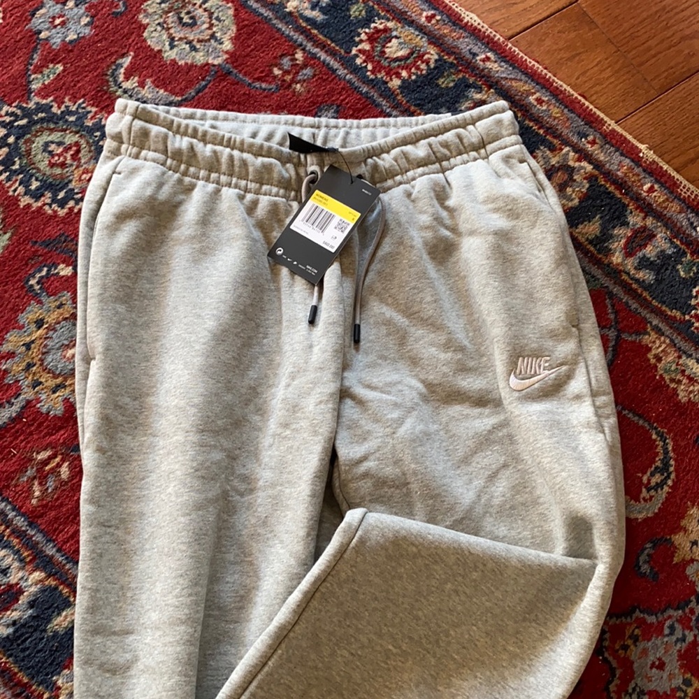 Nike sweat pants size s.